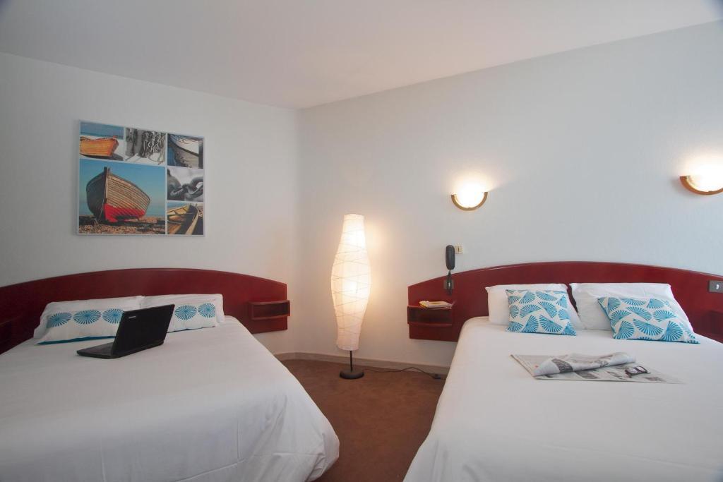 Hotel Le Ty-Lann Saint-Avé المظهر الخارجي الصورة